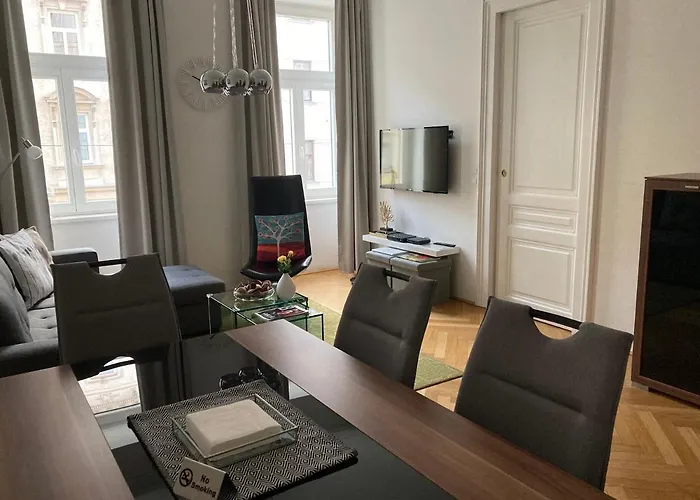 Apartment Living *